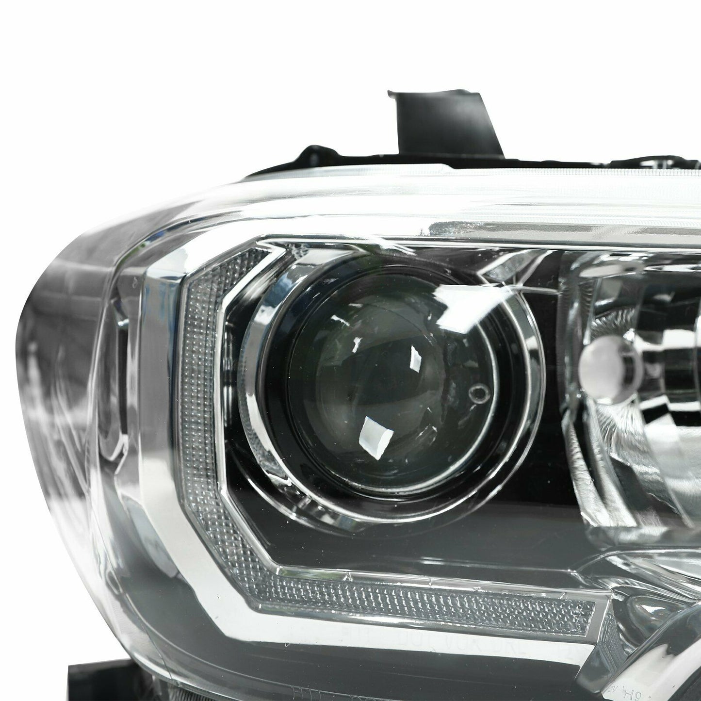 16-20 Toyota Tacoma Black Trim Projector Headlight w/LED DRL Right Passenger