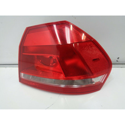 RASE Tire and Auto LLC 2012-2015 Volkswagen Passat Right Passenger SIDE Tail light trunk USED OEM